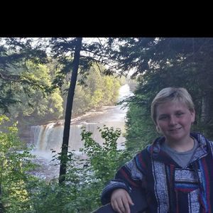 Meet your Posher, Christopher